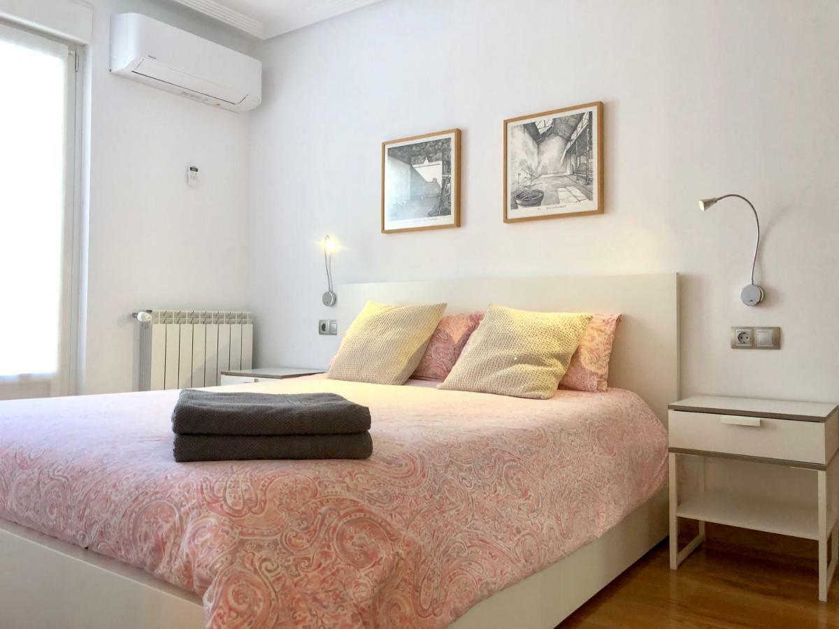 Gros Beach Apartment ซานเซบาสเตียน ภายนอก รูปภาพ
